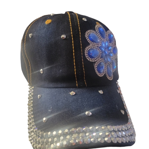 Women's Rhinestone Flower Baseball Cap - Picture 5 of 6